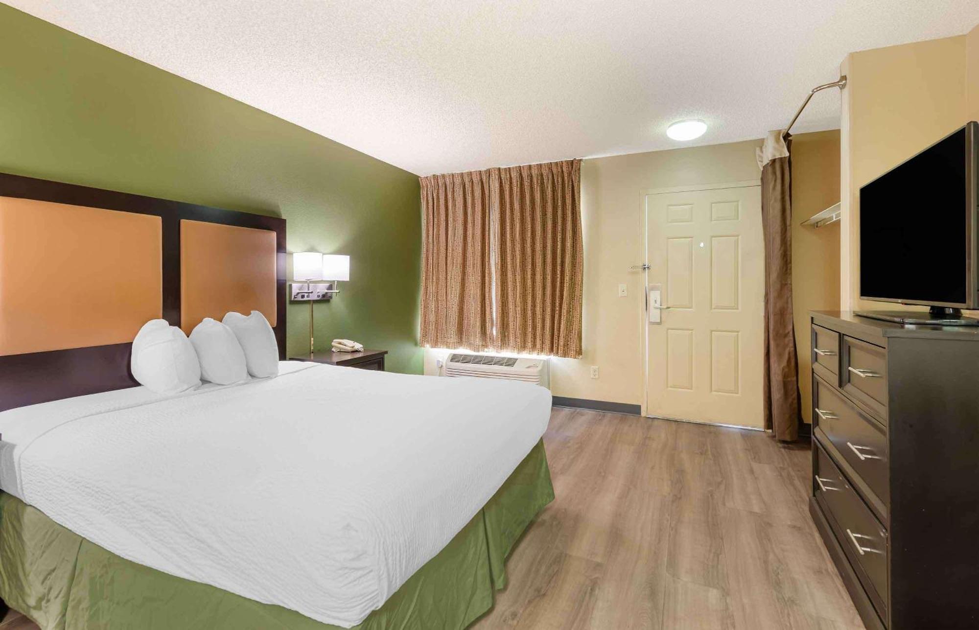 Extended Stay America Suites - Fresno - North Экстерьер фото