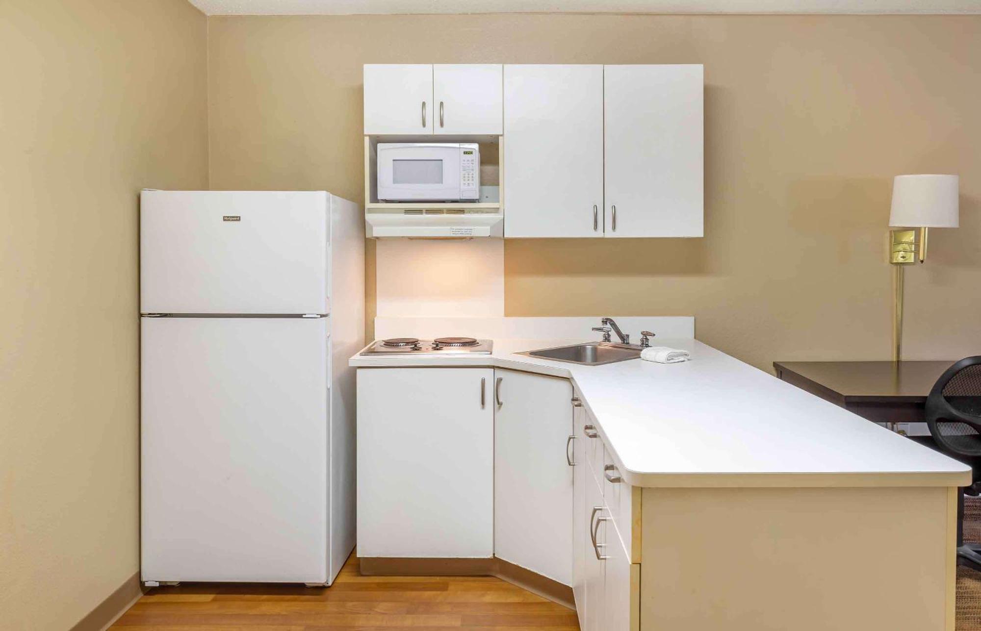 Extended Stay America Suites - Fresno - North Экстерьер фото